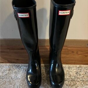 Hunter Glossy Black Rain Boots